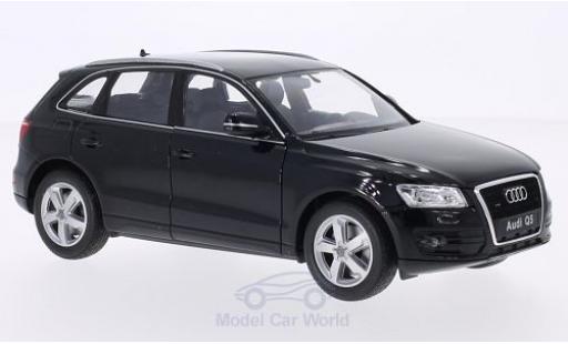 Modelauto Audi Q5 suv metallic zwart 1/24 Welly