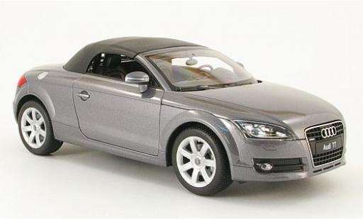 Modelauto Audi TT roadster met.-grijs gesloten 1/18 Welly