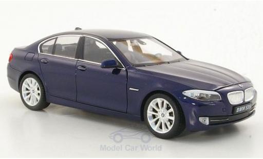 Modelauto Bmw 535 berline i (F10) metallic blauw 1/24 Welly
