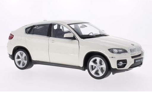 Modelauto Bmw X6 suv wit 1/18 Welly