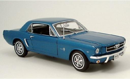 Modelauto Ford Mustang Hardtop Coupe groen 1964 1/18 Welly