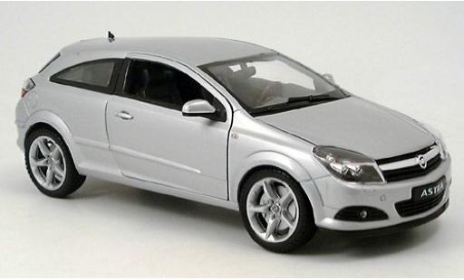 Modelauto Opel Astra GTC grijs 2005 1/18 Welly