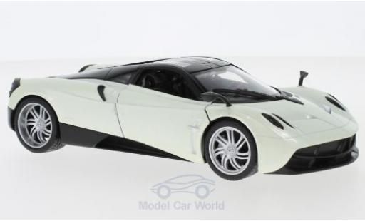 Modelauto Pagani Huayra Base metallic wit 1/43 Welly