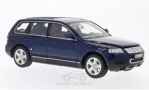 Modelauto Volkswagen Touareg Base blauw 2002 1/24 Welly
