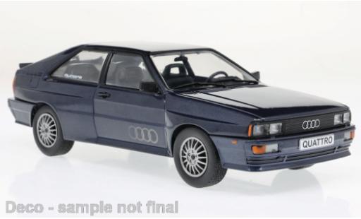 Modelauto Audi Quattro coupe blauw/Dekor 1981 1/24 WhiteBox