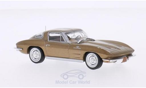 Modelauto Chevrolet Corvette Stingray C2 gold 1963 1/43 WhiteBox