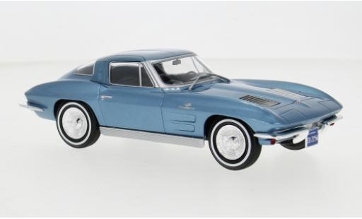 Modelauto Chevrolet Corvette Stingray (C2) metallic blauw 1963 1/24 WhiteBox