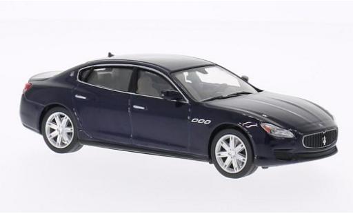 Modelauto Maserati Quattroporte GTS metallic blauw 2013 1/43 WhiteBox