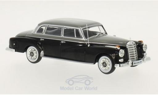 Modelauto Mercedes 300 Base d (W189) zwart/grijs 1957 1/43 WhiteBox
