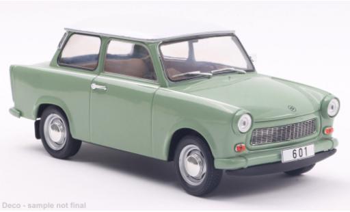 Modelauto Trabant 601 Base groen 1965 1/24 WhiteBox