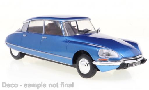 Modelauto Citroen DS 23 Pallas metallic blauw 1973 1/24 WhiteBox