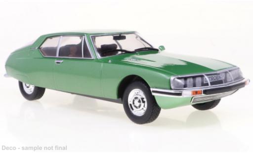 Modelauto Citroen SM Coupe metallic groen 1970 1/24 WhiteBox