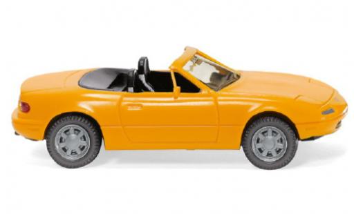 Modelauto Mazda MX5 Base geel 1989 1/87 Wiking