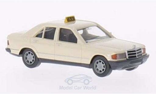 Modelauto Mercedes 190 Base D (W201) beige Taxi (D) 1/87 Wiking